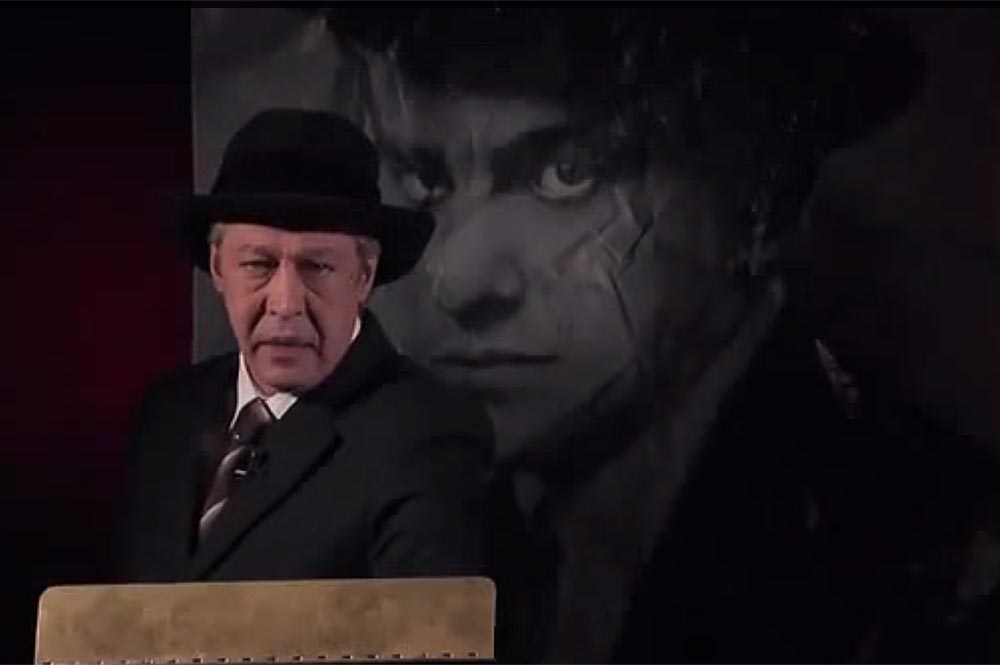 Михаил Ефремов высмеял Кремль в стихах