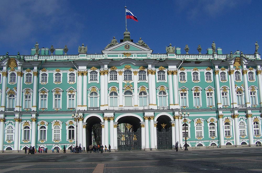 Государственный Эрмитаж открыл традиционную выставку дарений