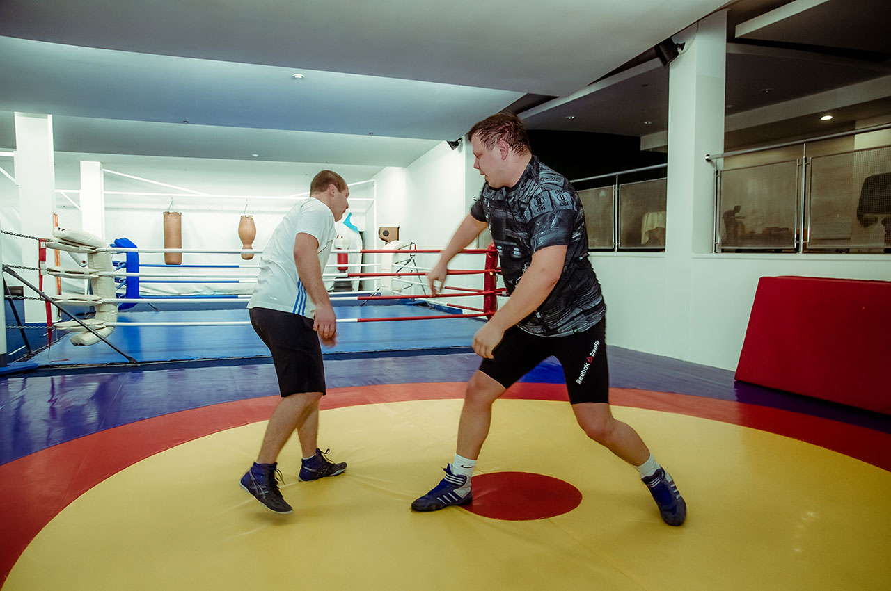 Адвокат Елисей Пятин готовится к поединку
