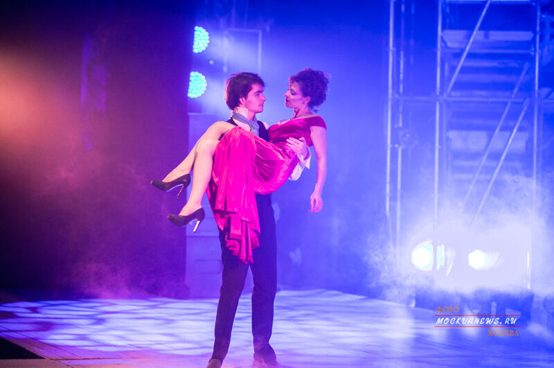 В Москве состоялся Шоу-показ A’MORE коллекции причёсок ESTEL