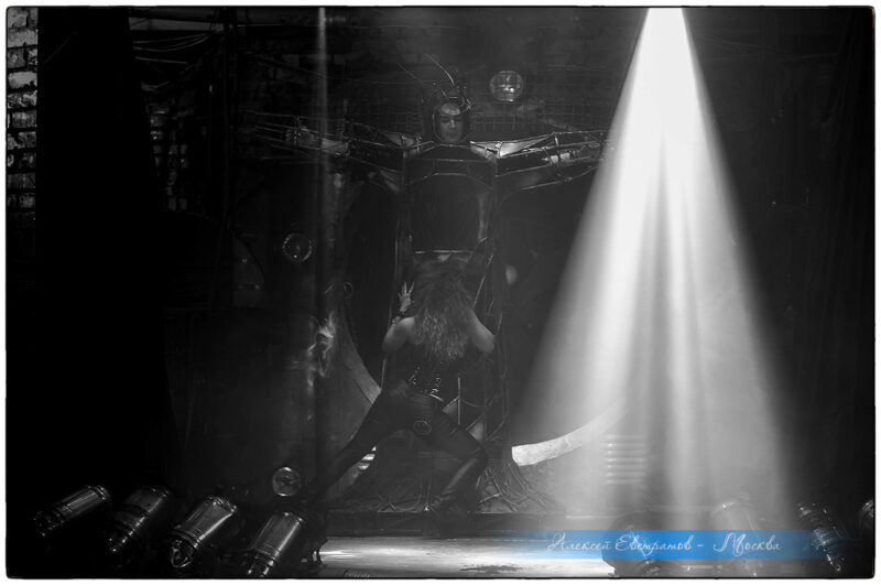 «Сквозь невозможное» - новое шоу иллюзиониста Сергея Воронцова