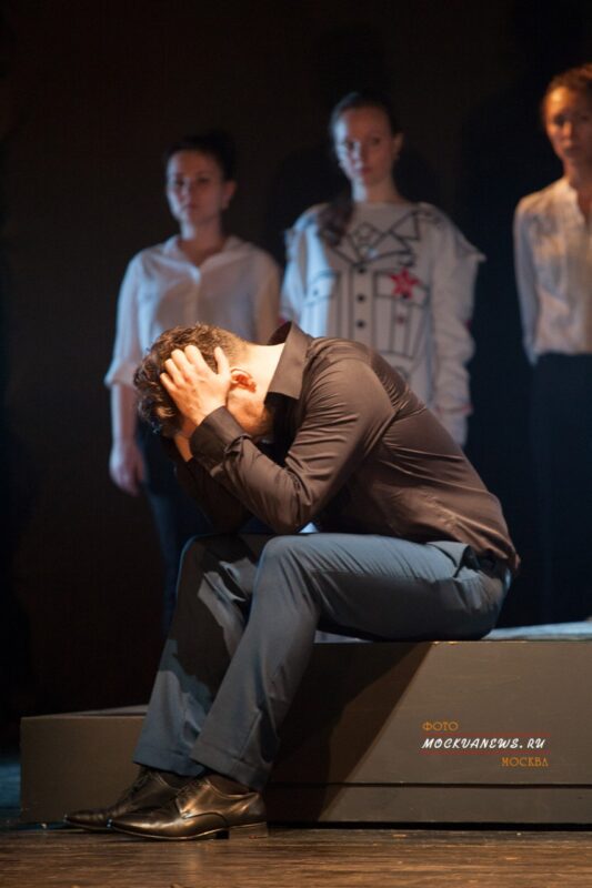 Звезда мюзиклов Илья Викторов чуть не потерял голову из-за оперы!