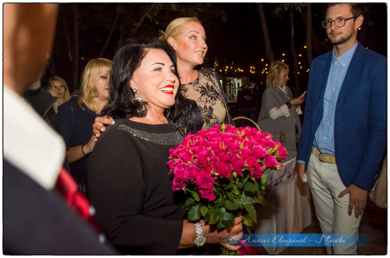 Надежда Бабкина новая коллекцияp заказать черный пиар реклама продвижение частных лиц и брендов