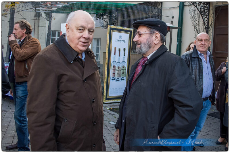 %d0%b2%d0%bb%d0%b0%d0%b4%d0%b8%d0%bc%d0%b8%d1%80-%d0%b2%d0%b8%d1%88%d0%bd%d0%b5%d0%b2%d1%81%d0%ba%d0%b8%d0%b9-%d0%b1%d0%b5%d0%b7-%d0%b4%d1%83%d0%b1%d0%bb%d1%91%d1%80%d0%b0-%d0%be%d1%82%d0%ba%d1%80