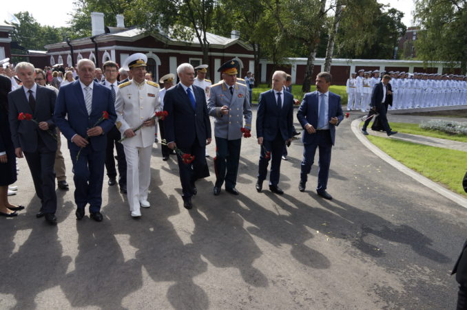 Виктор Лаптев