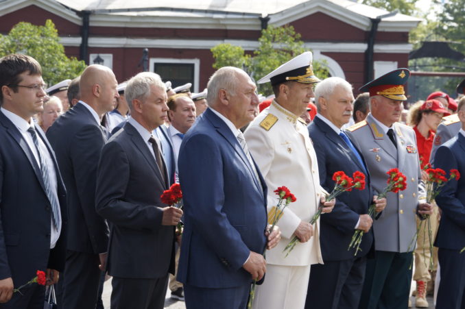 Виктор Лаптев