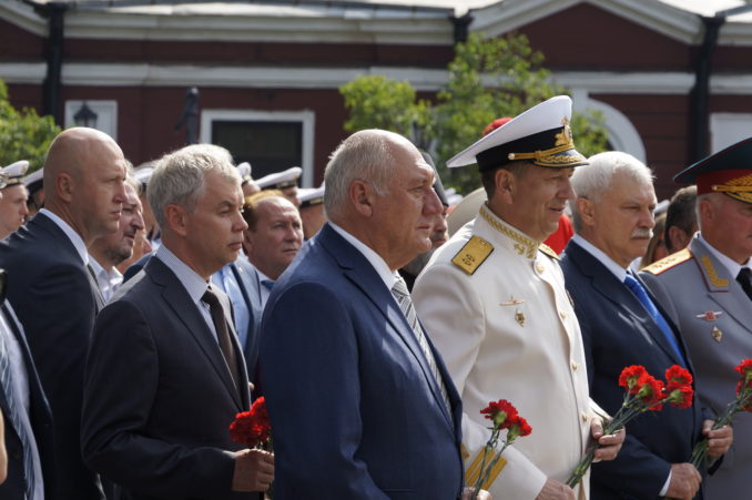 Виктор Лаптев