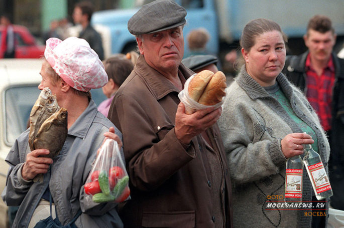 10 исторических фото кризиса конца 90-х годов