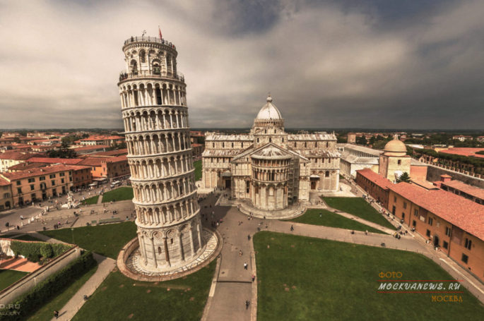 Италия, Пиза, Площадь чудес.