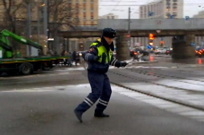 МВД выпустил провокационный видеоролик - клип "Happy"