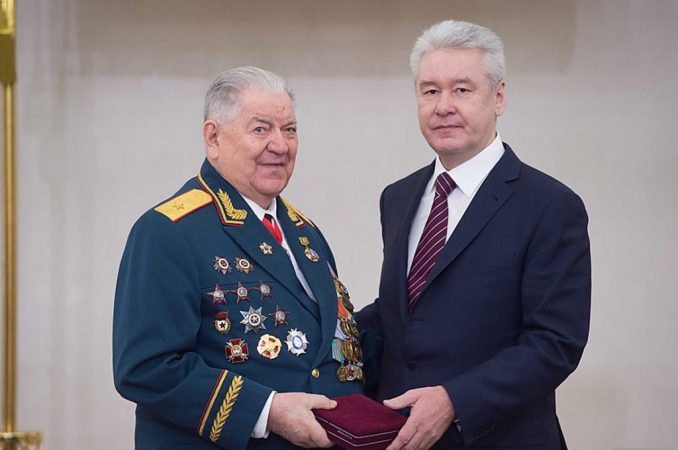 Мэр вручил государственные награды и почётные звания жителям Москвы