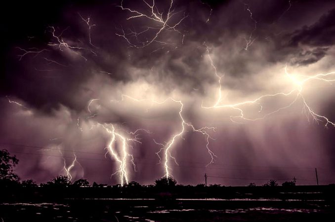 16 невероятных фото атмосферных явлений