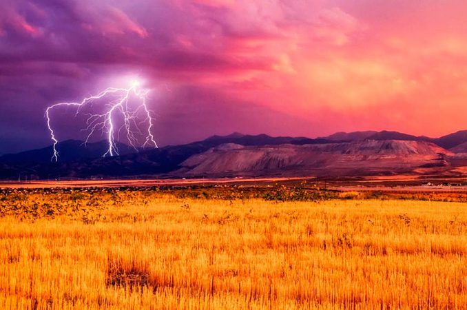 16 невероятных фото атмосферных явлений