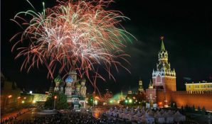 В Москве 250 тысяч москвичей и гостей встретили Новый год на улицах