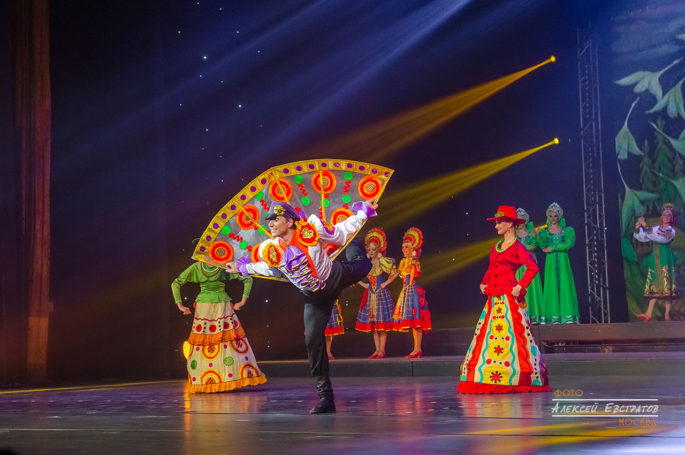 Юбилейный концерт театра танца Гжель на сцене Новой оперы