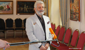 В Москве состоялось открытие персональной выставки художника Биньямина Шалумова