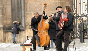 На Арбате музыкантам — можно!