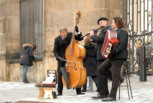 На Арбате музыкантам — можно!