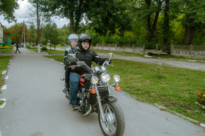 Байкеры решили спасать детей