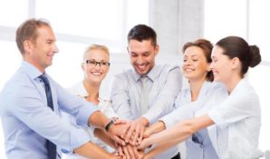 PR деятельность — смысл жизни / Связи с общественностью решают всё