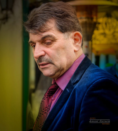 Владимир Вишневский устроил вишневское барбекью в октябре