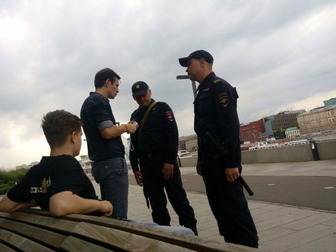 Гоша из «Универа» задержан полицией в Москве в рамках закона Яровой