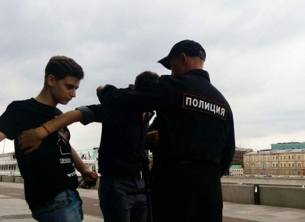 Пиар акция по задержанию Алексея Лемара и Димонструса