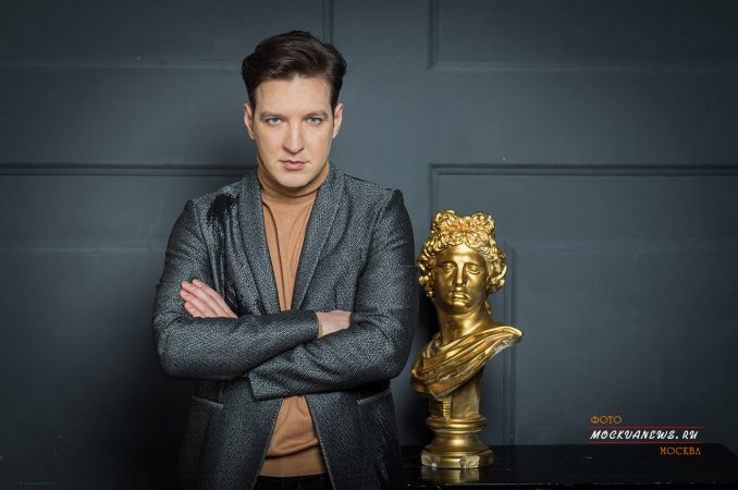 Звезда мюзиклов Илья Викторов чуть не потерял голову из-за оперы!