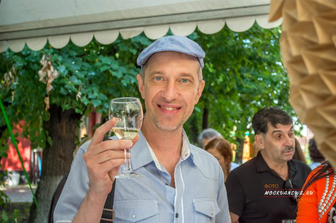 Сергей Соседов, Олег Назаров. "Девушка с веслом"