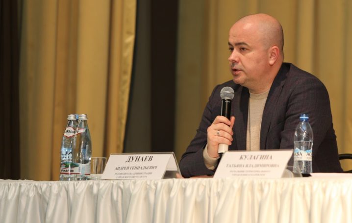 Глава г.о. Истра Андрей Дунаев поведал глебовчанам о перспективах развития территории