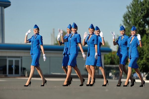 92% россиян уверены, что старым, тучным и страшным стюардессам путь на самолеты нужно закрыть