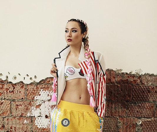 МиЛя спросила «Че ты такой?»