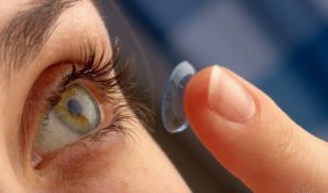 В Институте им. Гельмгольца изготавливают линзы с учетом кривизны роговицы по 22 тысячам точек