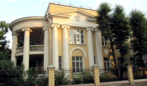 В МНИИ им. Гельмгольца спасли глаз мальчику из Японии