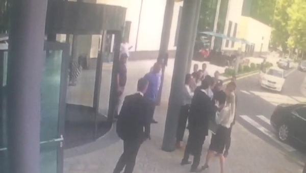 Нападение на Андрея Лобанова не помешало встрече представителей ЗАО «Универсал» с дольщиками