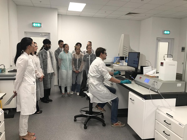 Стипендия Вексельберга поможет талантливым школьникам учиться в MIT