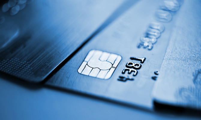 Банки выпускают кобрендинговые карты в партнерстве с известными брендами- Выберу.ру