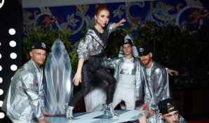 Diana’D (Диана Ди) с серьезной травмой блестяще выступила на Новой волне в Сочи