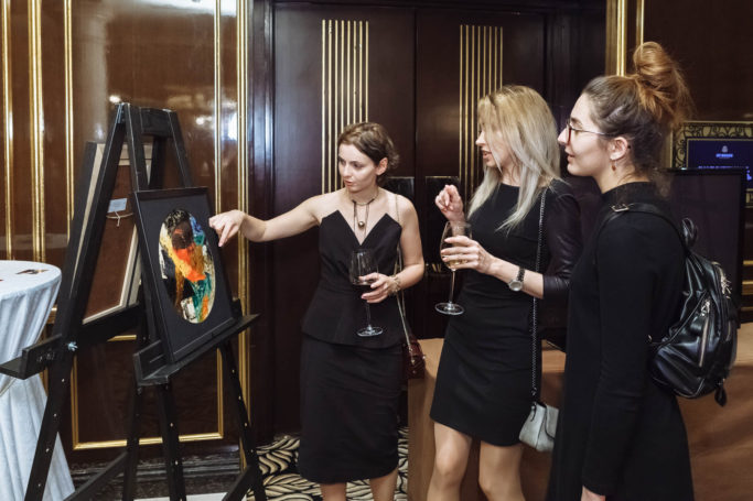 Выставка живописи «Миля Искусства» – симбиоз классики и современности