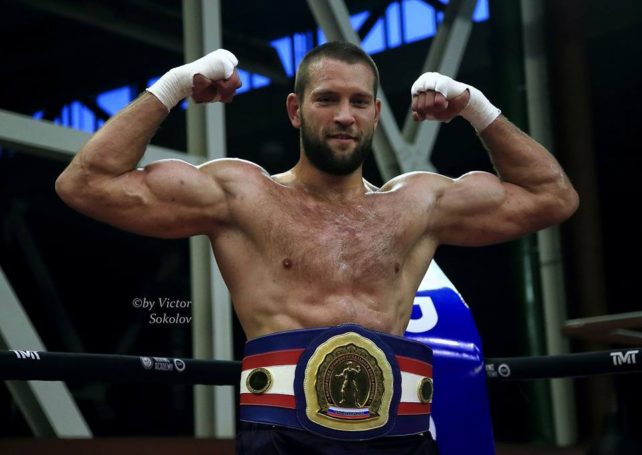 Российский тяжеловес Плечко проведет бой за пояс WBA Asia с африканским боксером