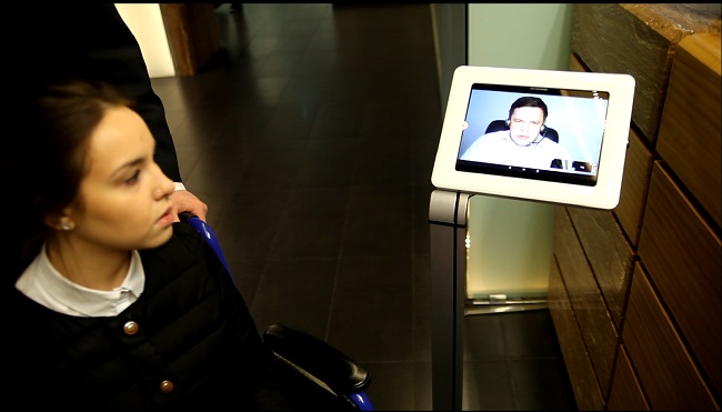 В центрах госуслуг Москвы можно воспользоваться онлайн-сервисом сурдоперевода