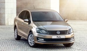 Volkswagen Polo в автосалоне дилера