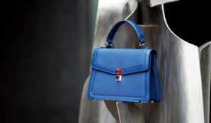 “Вневременная мода”: Sabellino представил новую коллекцию сумок “Hard cover”