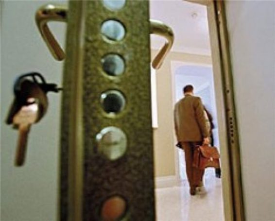 Нотариус – первый, кто прервет преступную схему с жильем честных граждан