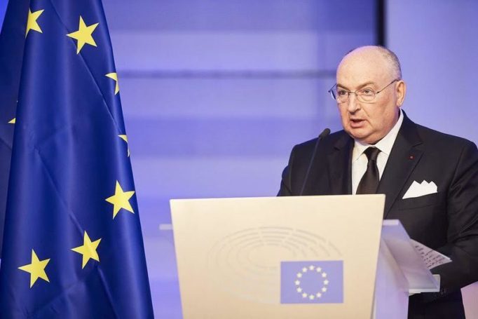 Президент ЕЕК Вячеслав Моше Кантор прокомментировал новую правительственную коалицию Австрии