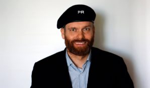 О всех секретах черного пиара можно узнать в книге Антона Вуймы