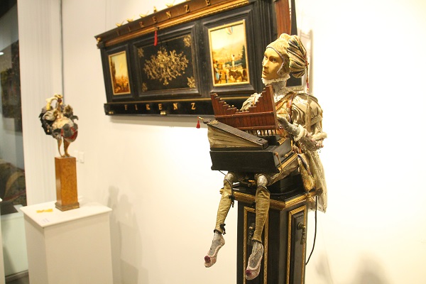 В Москве открылась персональная выставка художников-кукольников Елены и Михаила Сориных