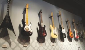 В Смоленском пассаже, принадлежащем ПФГ «Сафмар», начала работу выставка музея Grammy