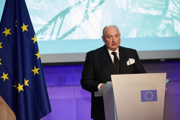 Глава ЕЕК Вячеслав Моше Кантор заявил о необходимости верховенства закона в вопросах дискриминации