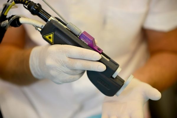 Гладкость кожи надолго – лазерная эпиляция александритовым лазером от салона «Милан»